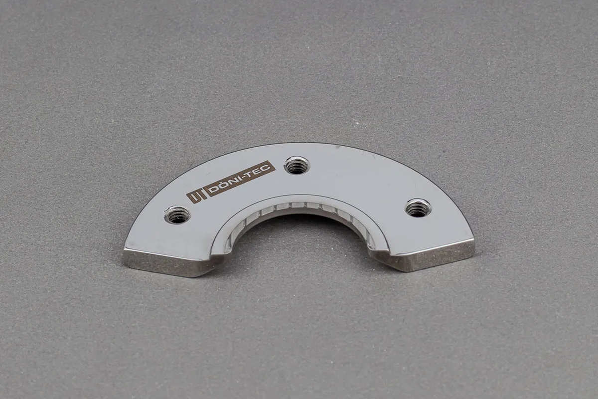 09 – INSERTO ANTIDERRAPANTE KHS COM ROSCA (MODELO 03) COM 11 DENTES PARALELOS 1