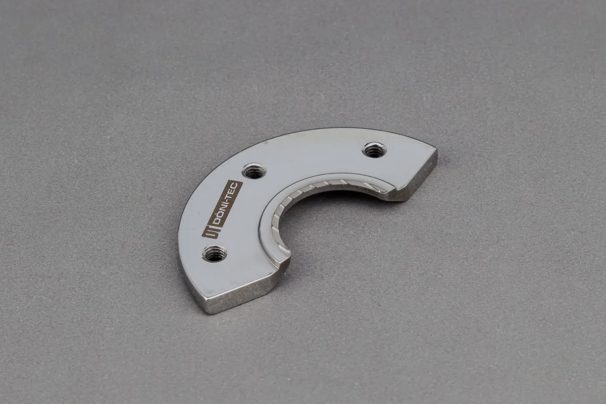 09 – INSERTO ANTIDERRAPANTE KHS COM ROSCA (MODELO 03) COM 11 DENTES PARALELOS